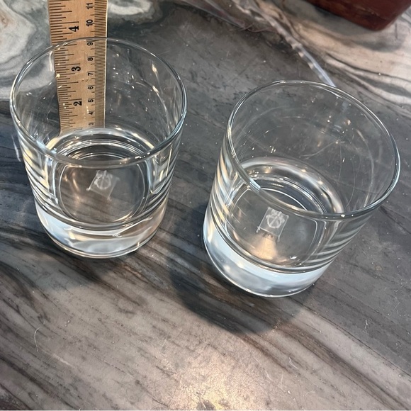 The Crown Royal Signature Glass- 3D Floating Etched Crown and Pillow - Picture 7 of 10